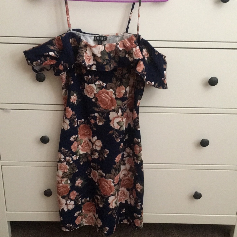 Bodycon dress | Size: L